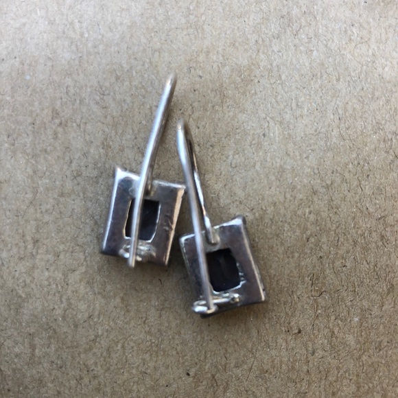 925 sterling silver earrings with emerald cut purple gem - Picture 6 of 7